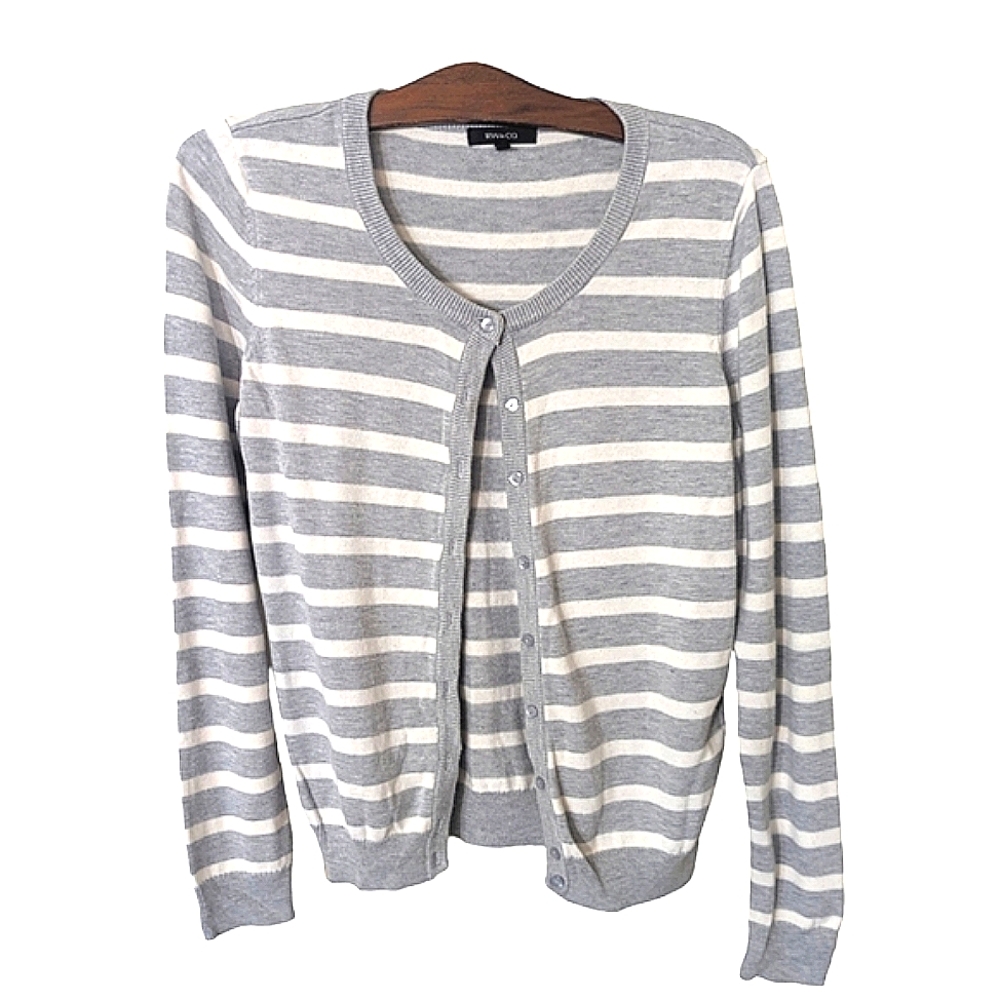 Cardigan RW&Co Grey & White Striped Button Up Top Long Sleeve Ladies Medium